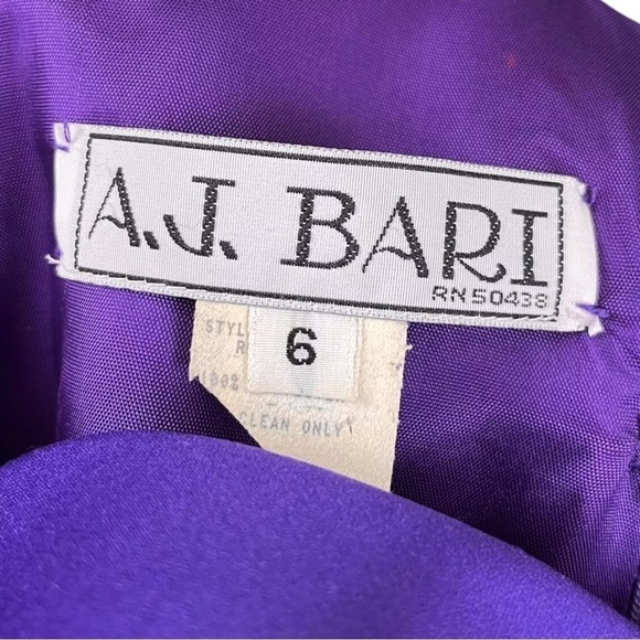 Vtg AJ Bari Halter Pleated Tulle Keyhole Back Cocktail Dress Purple Size 6 - Picture 7 of 8